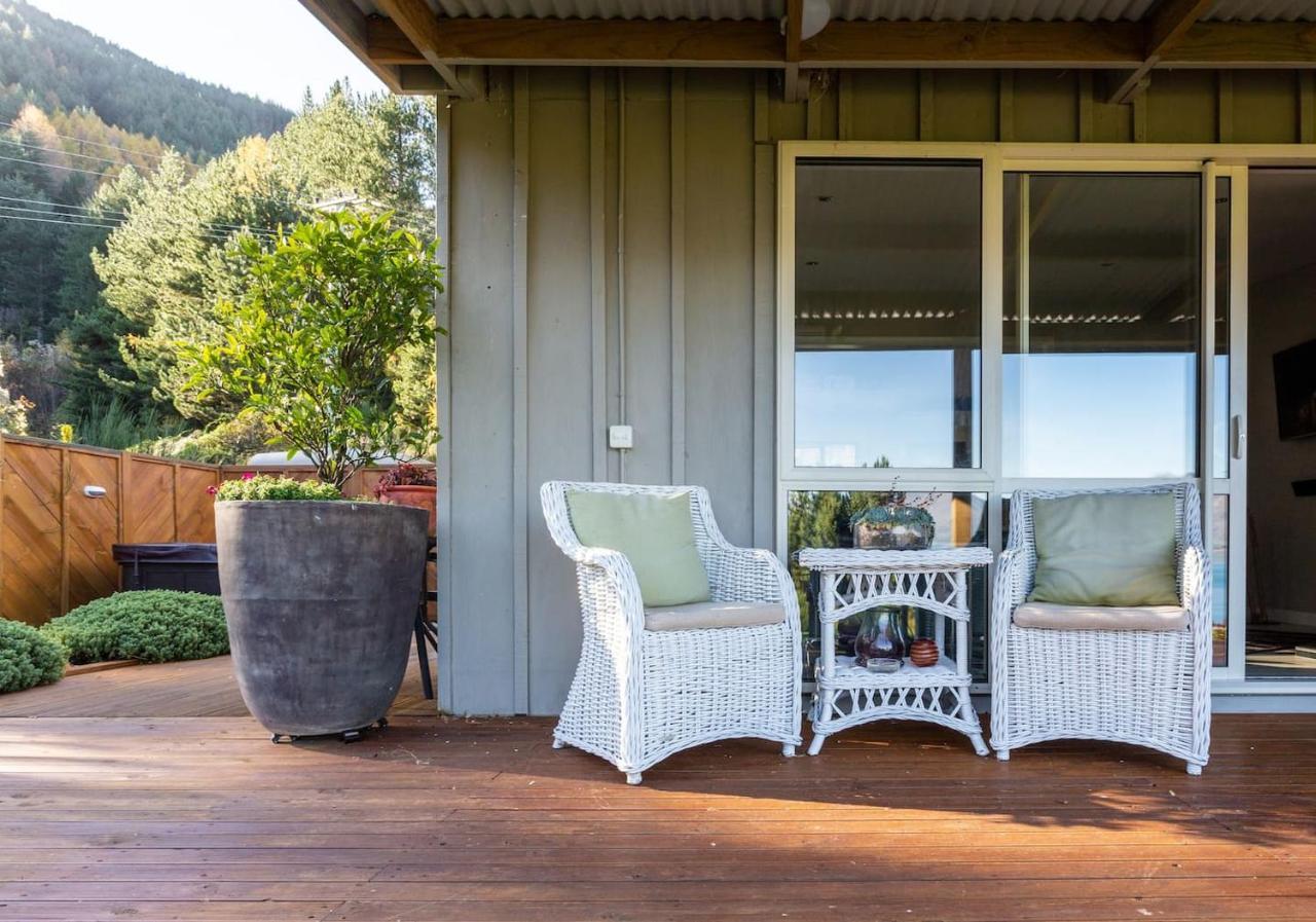 Private Cottage With Spa And Amazing Lake Views Closeburn Ngoại thất bức ảnh